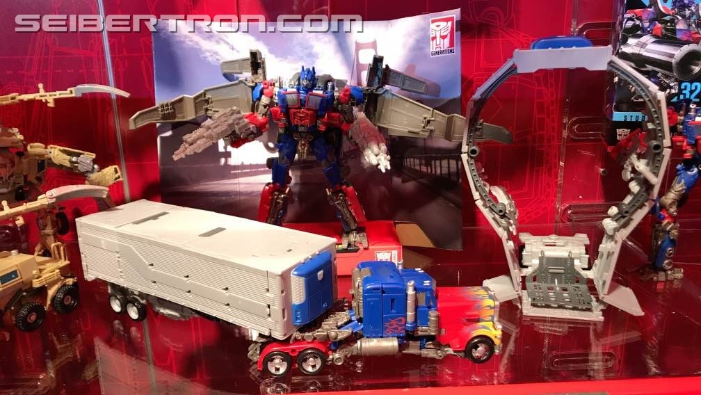 Transformers News: Photos of new Studio Series toys at NY Toy Fair 2019 #tfny #hasbrotoyfair