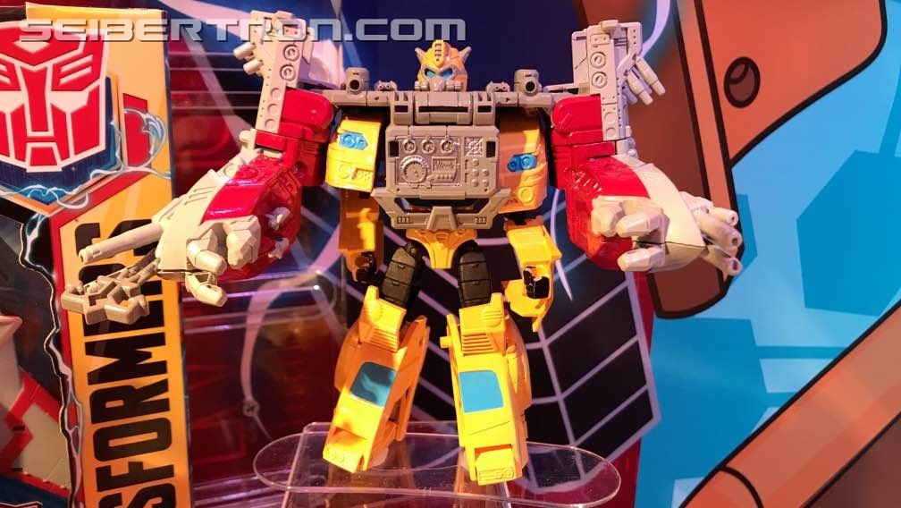 Transformers News: Toy Fair New York 2019 Transformers Cyberverse Photos #tfny #hasbrotoyfair