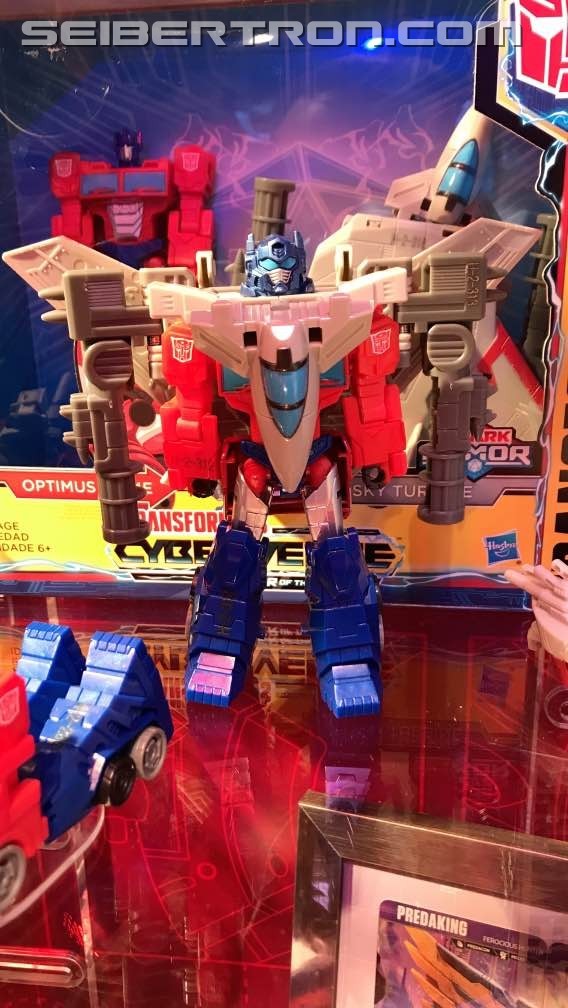 Transformers News: Toy Fair New York 2019 Transformers Cyberverse Photos #tfny #hasbrotoyfair