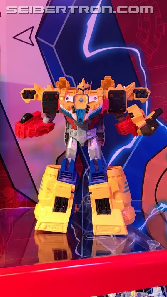 Transformers News: Toy Fair New York 2019 Transformers Cyberverse Photos #tfny #hasbrotoyfair