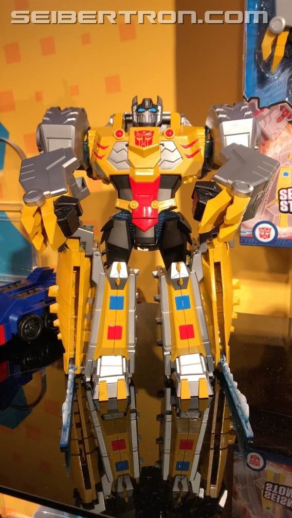 Transformers News: Toy Fair New York 2019 Transformers Cyberverse Photos #tfny #hasbrotoyfair