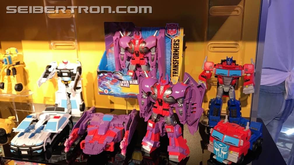 Transformers News: Toy Fair New York 2019 Transformers Cyberverse Photos #tfny #hasbrotoyfair