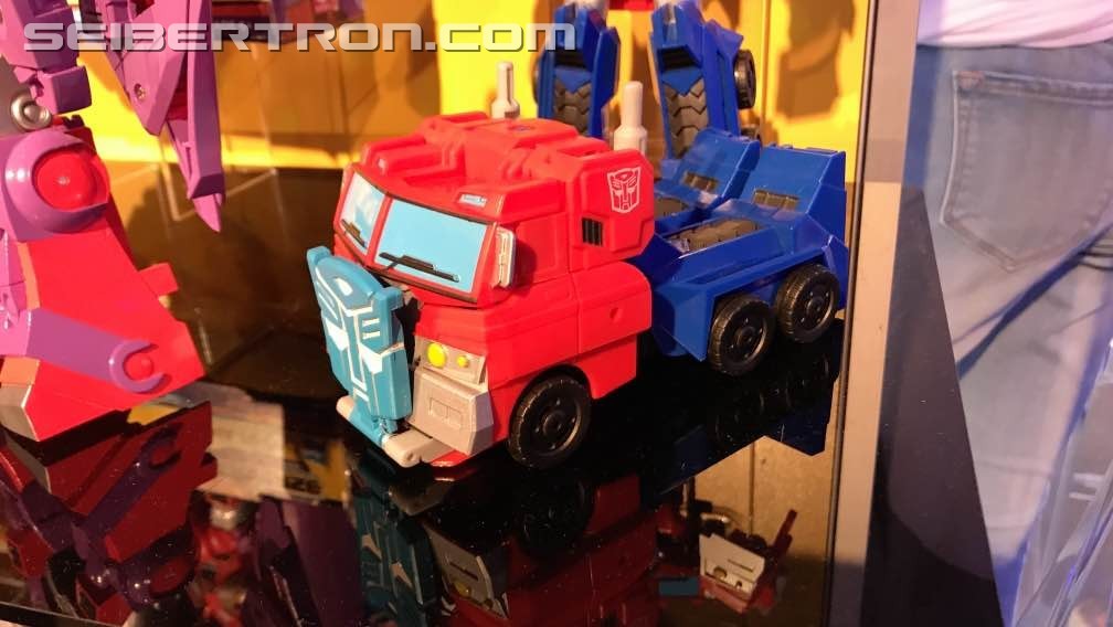 Transformers News: Toy Fair New York 2019 Transformers Cyberverse Photos #tfny #hasbrotoyfair