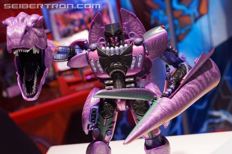 Transformers News: Gallery and Video for Masterpieces at 2019 New York Toy Fair #tfny #hasbrotoyfair Transformers News: Gallery and Video for Masterpieces at 2019 New York Toy Fair #tfny #hasbrotoyfair