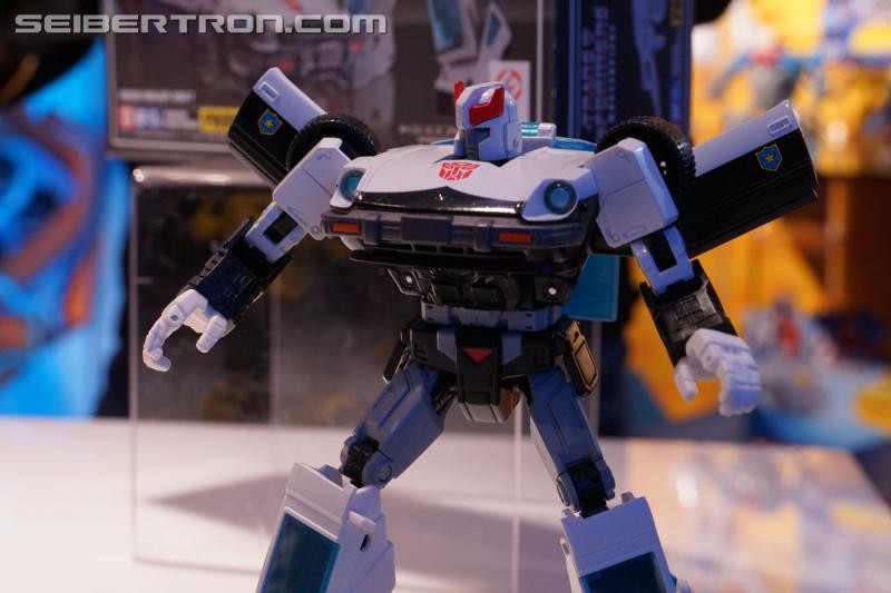 Transformers News: Gallery and Video for Masterpieces at 2019 New York Toy Fair #tfny #hasbrotoyfair Transformers News: Gallery and Video for Masterpieces at 2019 New York Toy Fair #tfny #hasbrotoyfair