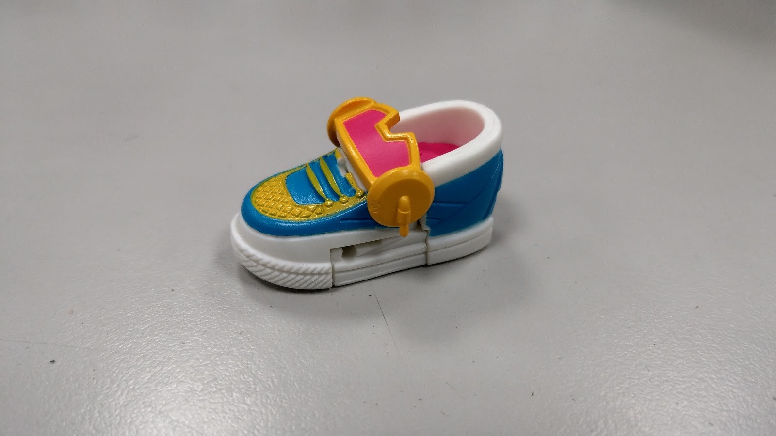 Transformers News: Full List and In Hand Images of Each Botbots Series 2 Blindbox Figure with Codes Transformers News: Full List and In Hand Images of Each Botbots Series 2 Blindbox Figure with Codes