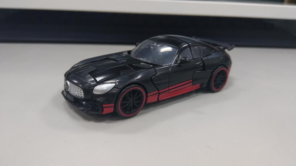 Transformers News: New In-Hand Images - Transformers Studio Series Drift with Baby Dinobots Transformers News: New In-Hand Images - Transformers Studio Series Drift with Baby Dinobots