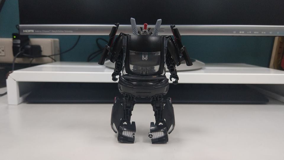 Transformers News: New In-Hand Images - Transformers Studio Series Drift with Baby Dinobots Transformers News: New In-Hand Images - Transformers Studio Series Drift with Baby Dinobots