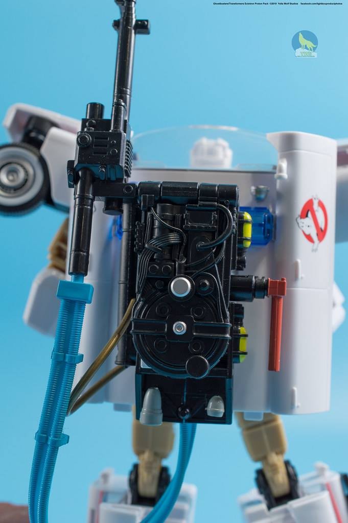 Transformers News: New In-Hand Images - Transformers x Ghostbusters Ectotron Transformers News: New In-Hand Images - Transformers x Ghostbusters Ectotron