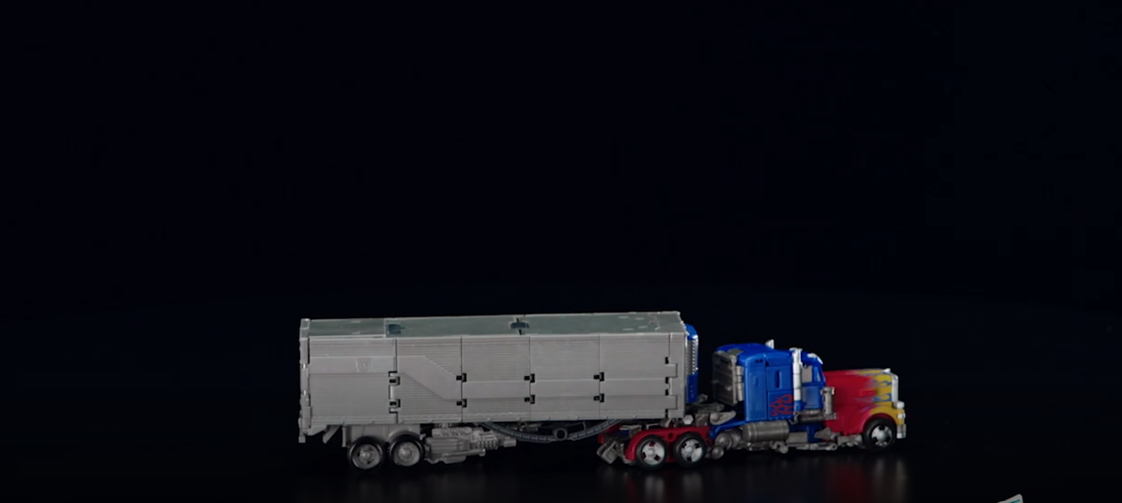 Transformers News: Dark of the Moon Leader Optimus on WalMart.com - Now With Multiple Images Transformers News: Dark of the Moon Leader Optimus on WalMart.com - Now With Multiple Images