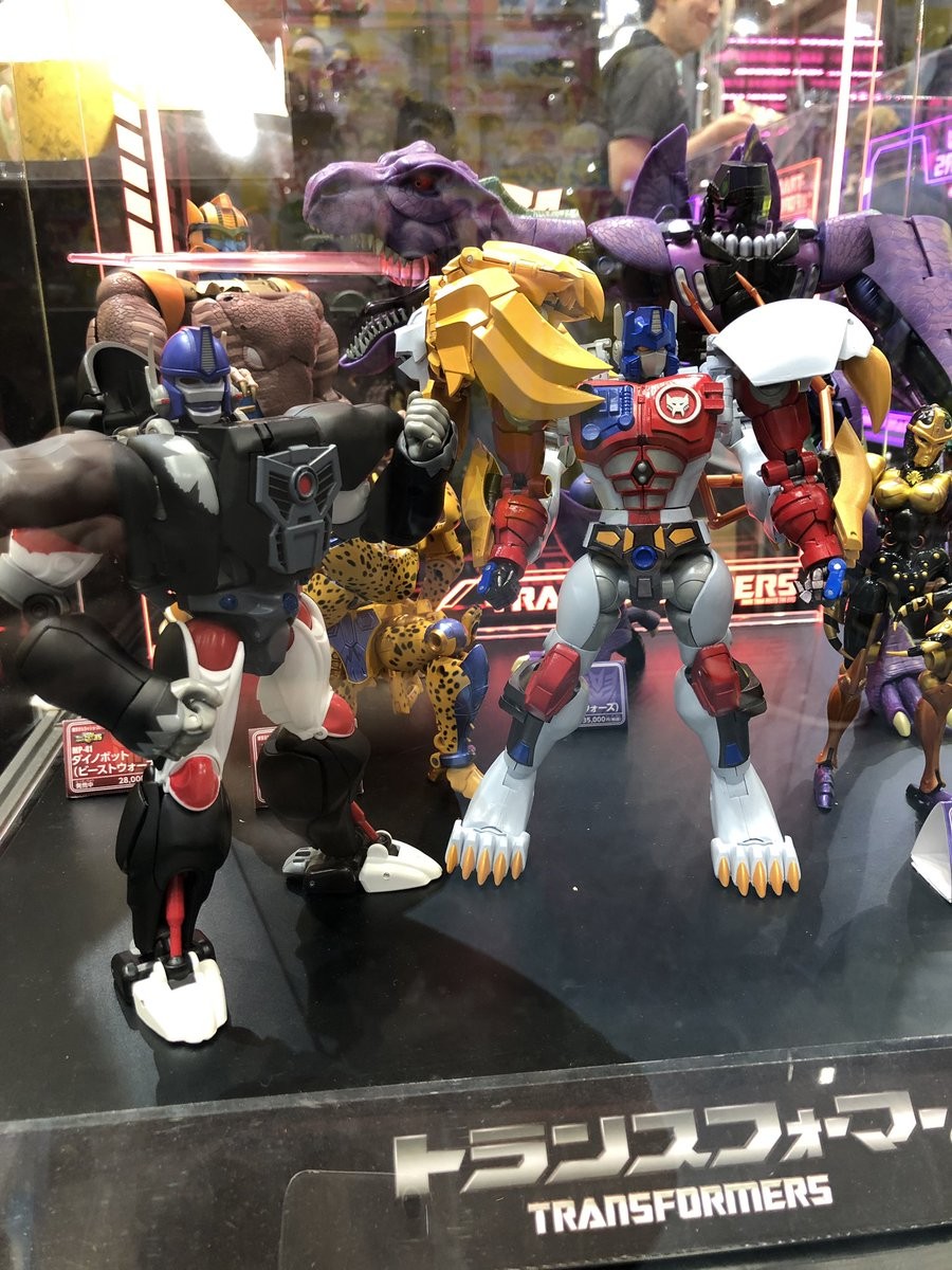 Transformers News: More Pictures of Masterpiece MP-48 Lio Convoy Show a Whole New level of Takara Magic Transformers News: More Pictures of Masterpiece MP-48 Lio Convoy Show a Whole New level of Takara Magic