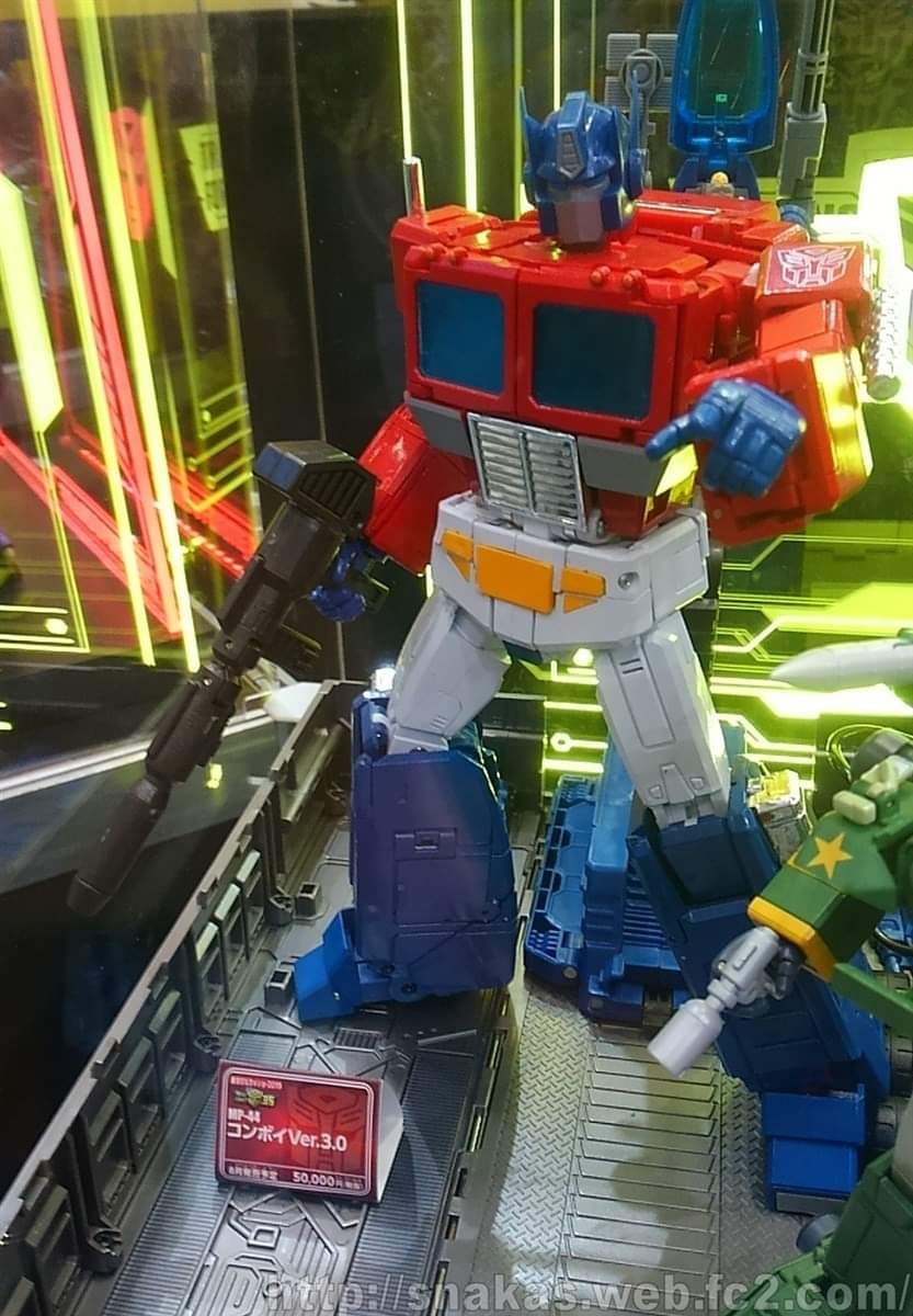 Transformers News: More Images Tokyo Toy Show 2019 Masterpiece Display