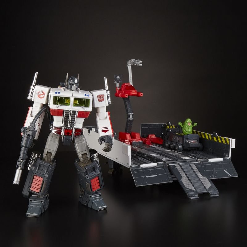 Transformers News: New Official Images of SDCC Exclusive Transformers x Ghostbusters MP-10G Optimus Prime Transformers News: New Official Images of SDCC Exclusive Transformers x Ghostbusters MP-10G Optimus Prime