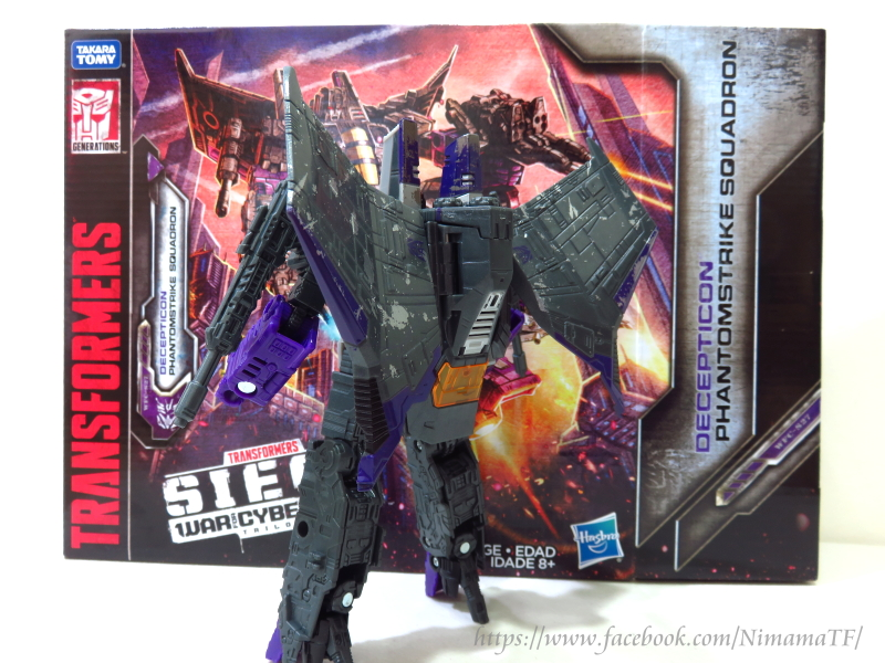 Transformers News: In-hand images of the WFC Siege Decepticon Phantomstrike Squadron, including images of the box