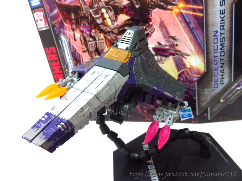 Transformers News: In-hand images of the WFC Siege Decepticon Phantomstrike Squadron, including images of the box