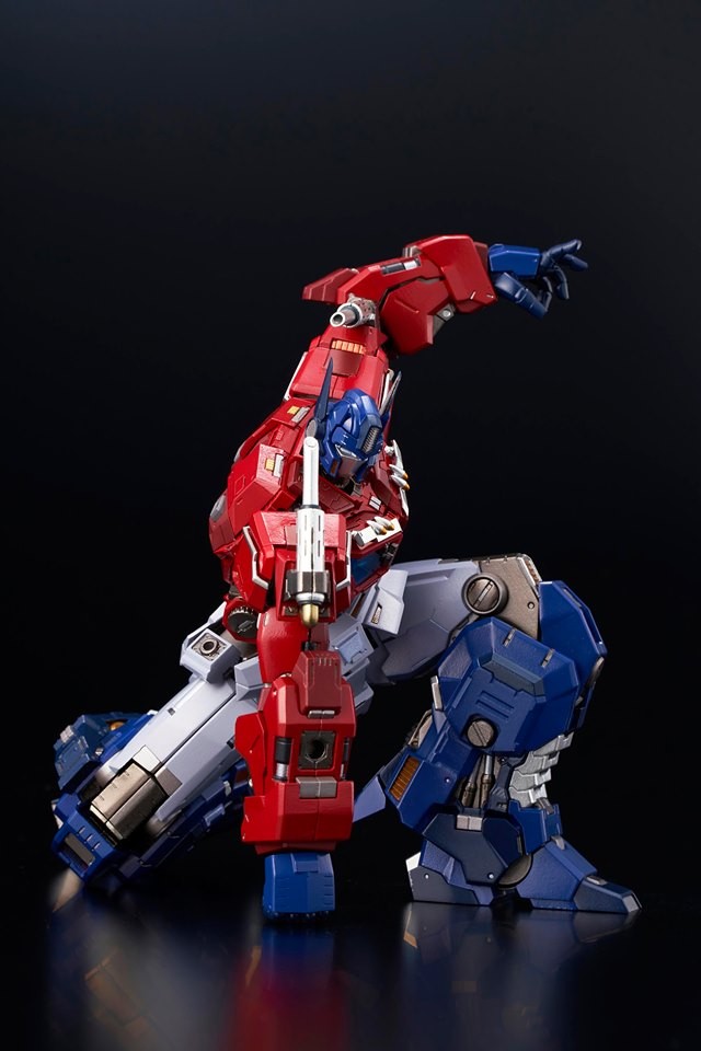 Transformers News: Multiple Images of Flame Toys Kuro Kara Kuri 04 Optimus Prime Now Up for Pre Order