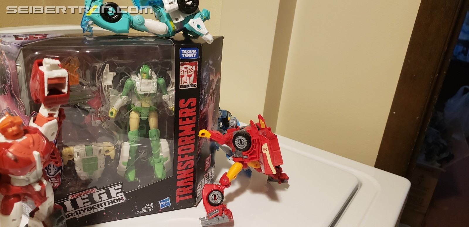 Transformers News: War for Cybertron Siege Greenlight Pictorial Review