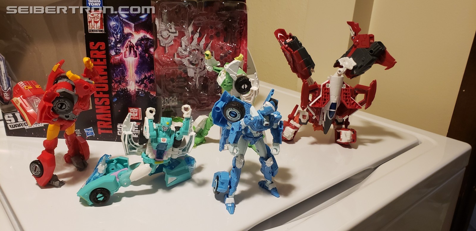 Transformers News: War for Cybertron Siege Greenlight Pictorial Review