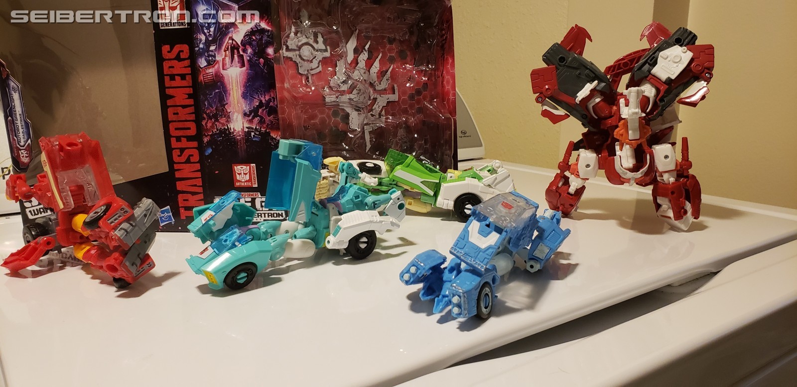 Transformers News: War for Cybertron Siege Greenlight Pictorial Review