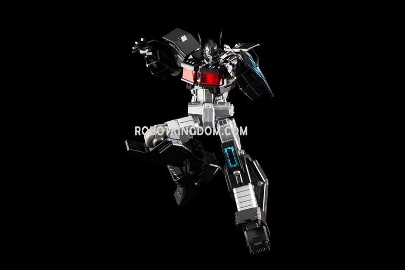 Transformers News: IDW Version Transformers Nemesis Prime SDCC2019 Exclusive at BlueFin Booth