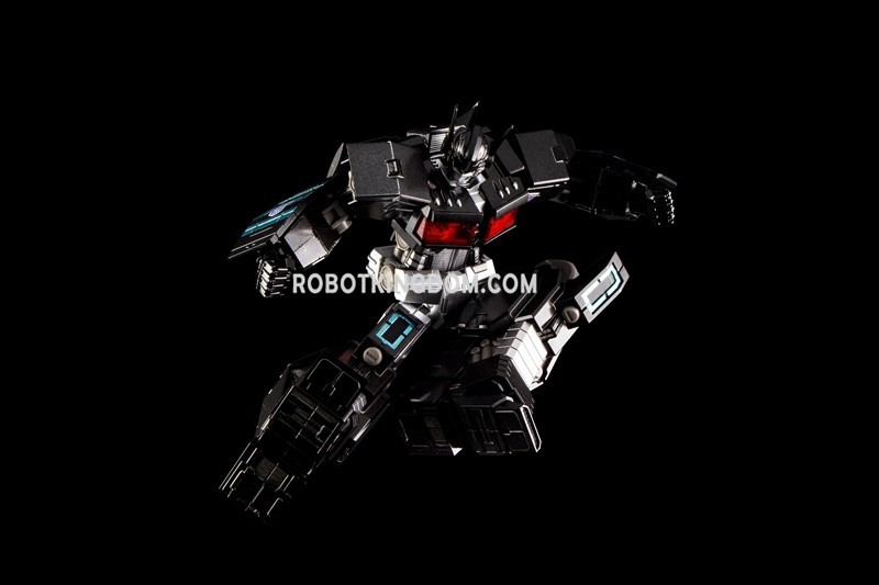 Transformers News: IDW Version Transformers Nemesis Prime SDCC2019 Exclusive at BlueFin Booth