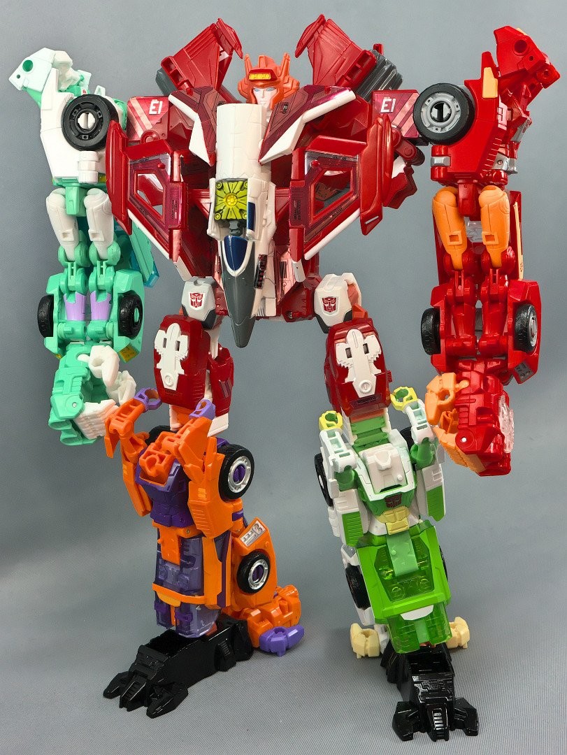 Transformers News: Additional Images of Transformers Generations Selects Lancer in Combined Form Transformers News: Additional Images of Transformers Generations Selects Lancer in Combined Form