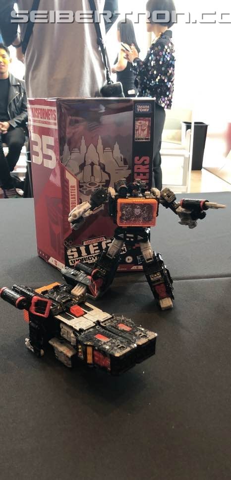 Transformers News: G1 Toy Accurate Reflector 3 Pack Revealed along with Siege Bluestreak and Soundblaster at #SDCC2019 Transformers News: G1 Toy Accurate Reflector 3 Pack Revealed along with Siege Bluestreak and Soundblaster at #SDCC2019