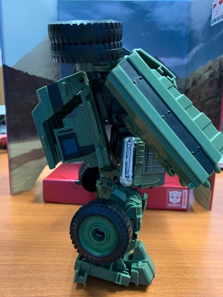 Transformers News: In Hand Images of Transformers Studio Series of Hightower, Long Haul, and KSI Boss Transformers News: In Hand Images of Transformers Studio Series of Hightower, Long Haul, and KSI Boss