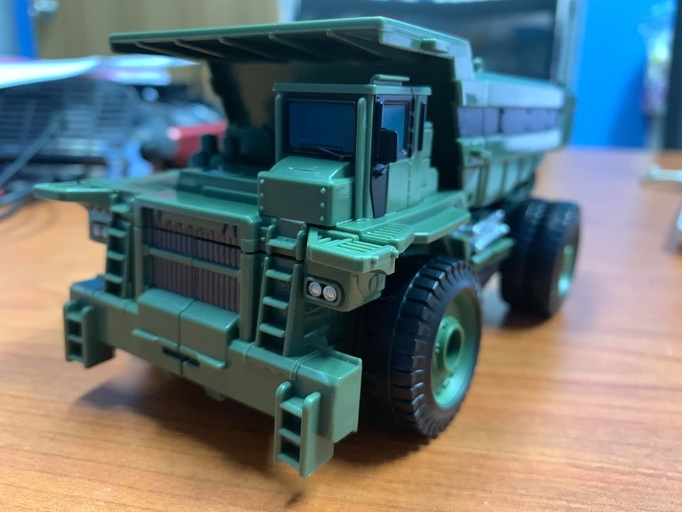 Transformers News: In Hand Images of Transformers Studio Series of Hightower, Long Haul, and KSI Boss Transformers News: In Hand Images of Transformers Studio Series of Hightower, Long Haul, and KSI Boss