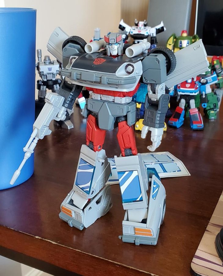 Transformers News: Transformers Masterpiece MP18+ Bluestreak in Anime Colors in Hand Images Transformers News: Transformers Masterpiece MP18+ Bluestreak in Anime Colors in Hand Images