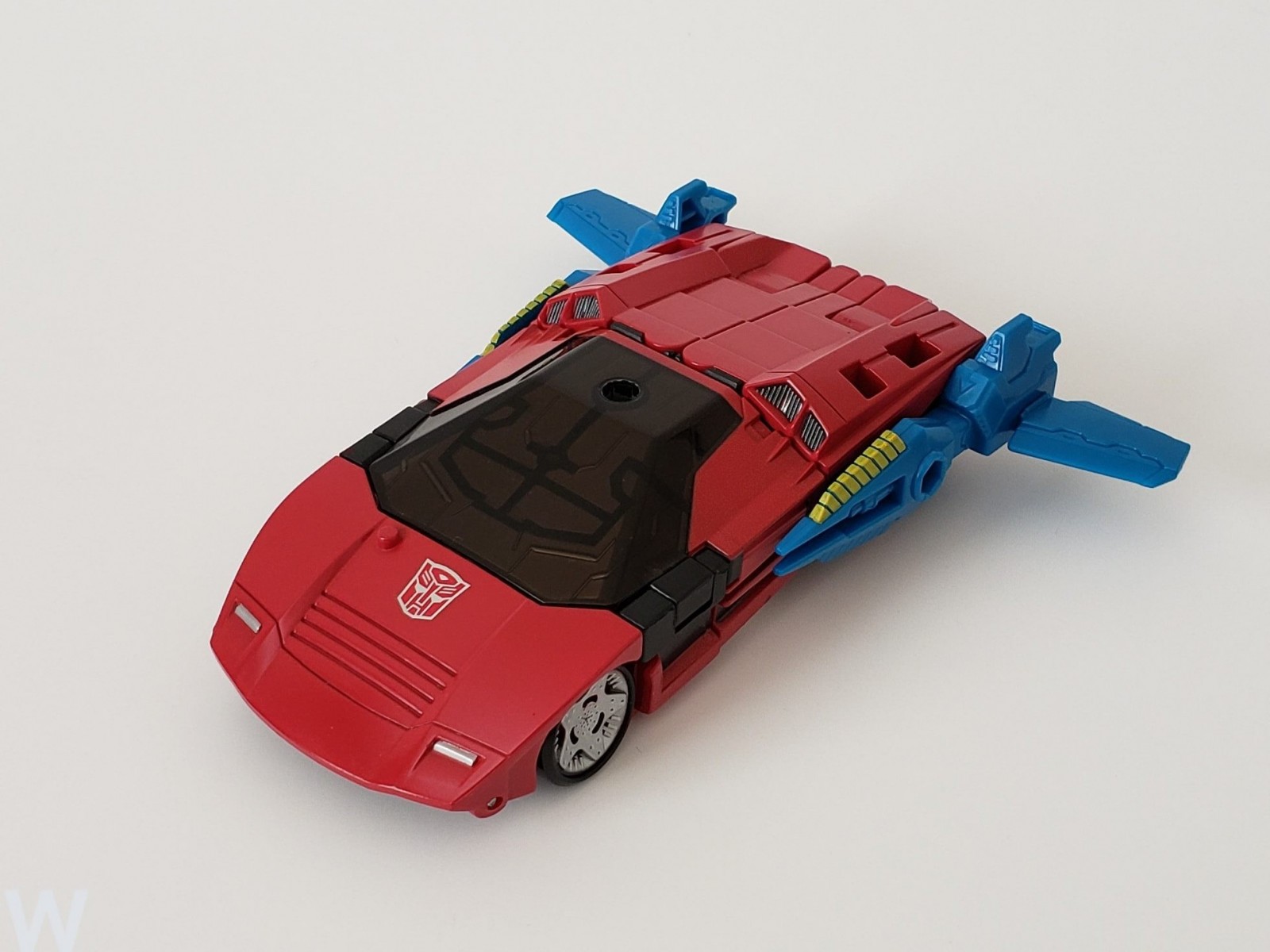 Transformers News: Cool Images of Compatibility between Transformers Cyberverse Armour and Siege Figures