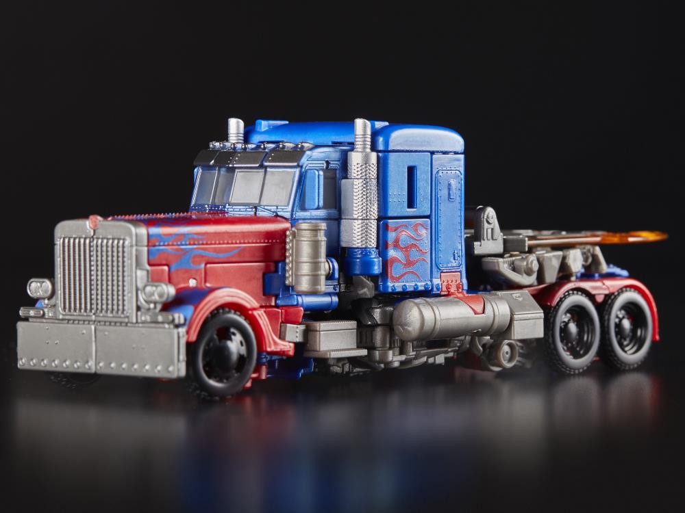 Transformers News: Almost Half Off Studio Series Voyager 05 Optimus Prime and 06 Starscream, 13 Megatron at BBTS Transformers News: Almost Half Off Studio Series Voyager 05 Optimus Prime and 06 Starscream, 13 Megatron at BBTS