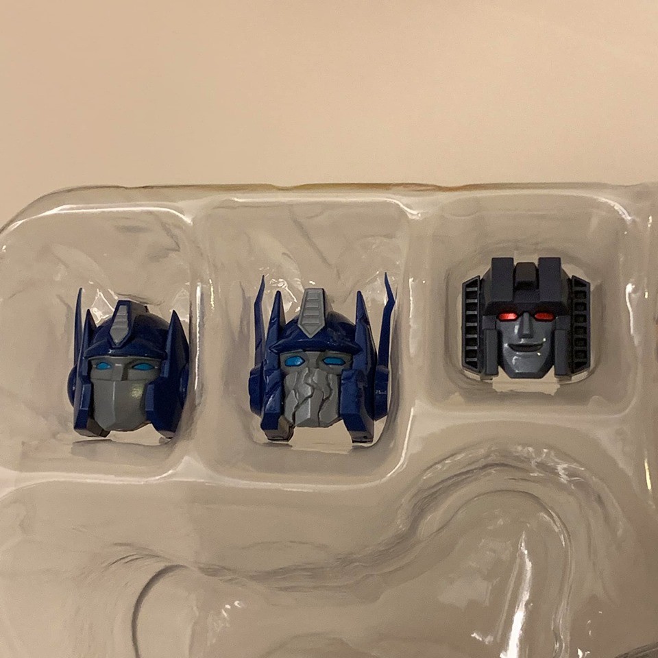 Transformers News: Transformers MP44 Optimus Prime In Hand Images Showing Accessories, Articulation, Collector Pin Transformers News: Transformers MP44 Optimus Prime In Hand Images Showing Accessories, Articulation, Collector Pin