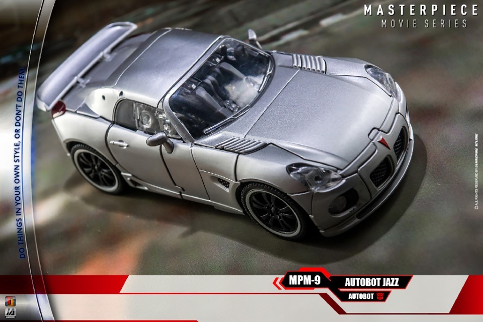 Transformers News: Amazing In Hand Images of Transformers Masterpiece MPM-9 Jazz