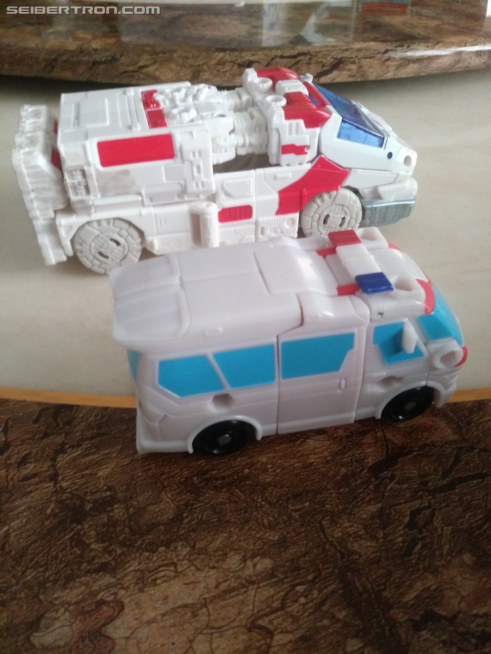 Transformers News: Pictorial and Video review for Cyberverse Spark Armor Ratchet Transformers News: Pictorial and Video review for Cyberverse Spark Armor Ratchet
