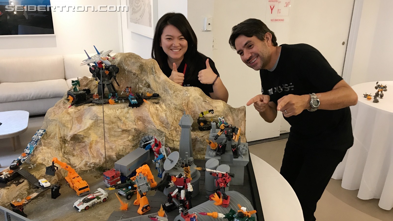 Transformers News: Transformers Earthrise Images with Hoist, Wheeljack, Cliffjumper and More #NYCC2019 Transformers News: Transformers Earthrise Images with Hoist, Wheeljack, Cliffjumper and More #NYCC2019