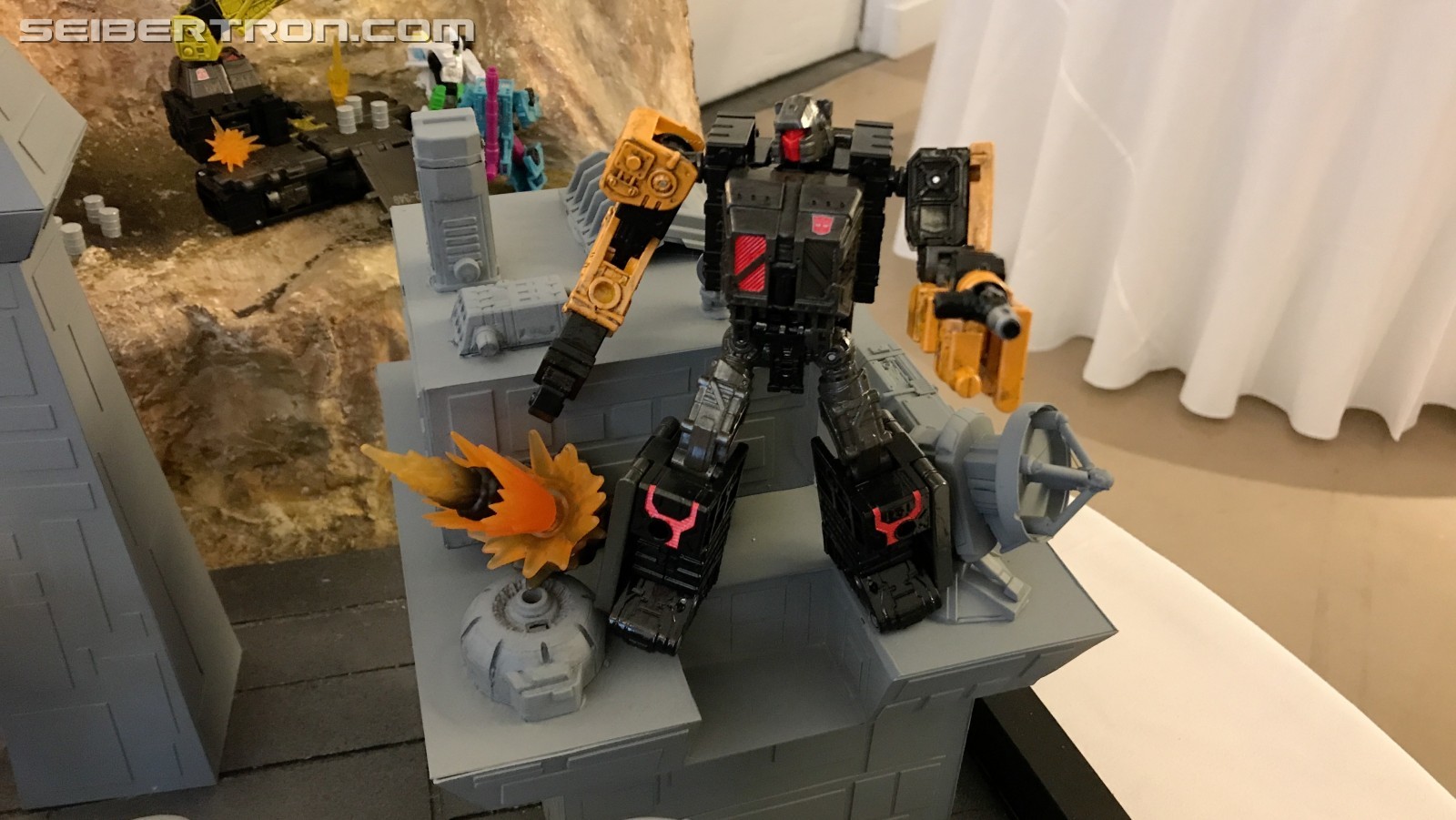 Transformers News: Transformers Earthrise Images with Hoist, Wheeljack, Cliffjumper and More #NYCC2019 Transformers News: Transformers Earthrise Images with Hoist, Wheeljack, Cliffjumper and More #NYCC2019