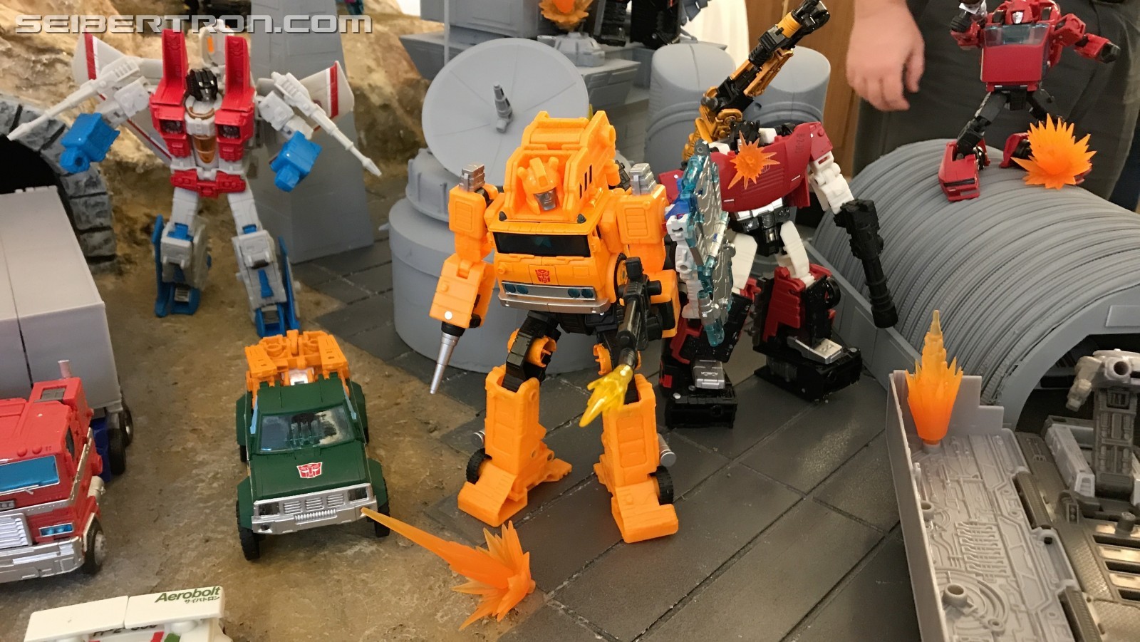Transformers News: Transformers Earthrise Images with Hoist, Wheeljack, Cliffjumper and More #NYCC2019 Transformers News: Transformers Earthrise Images with Hoist, Wheeljack, Cliffjumper and More #NYCC2019