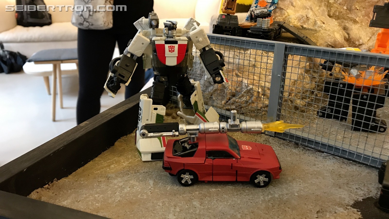 Transformers News: Transformers Earthrise Images with Hoist, Wheeljack, Cliffjumper and More #NYCC2019 Transformers News: Transformers Earthrise Images with Hoist, Wheeljack, Cliffjumper and More #NYCC2019