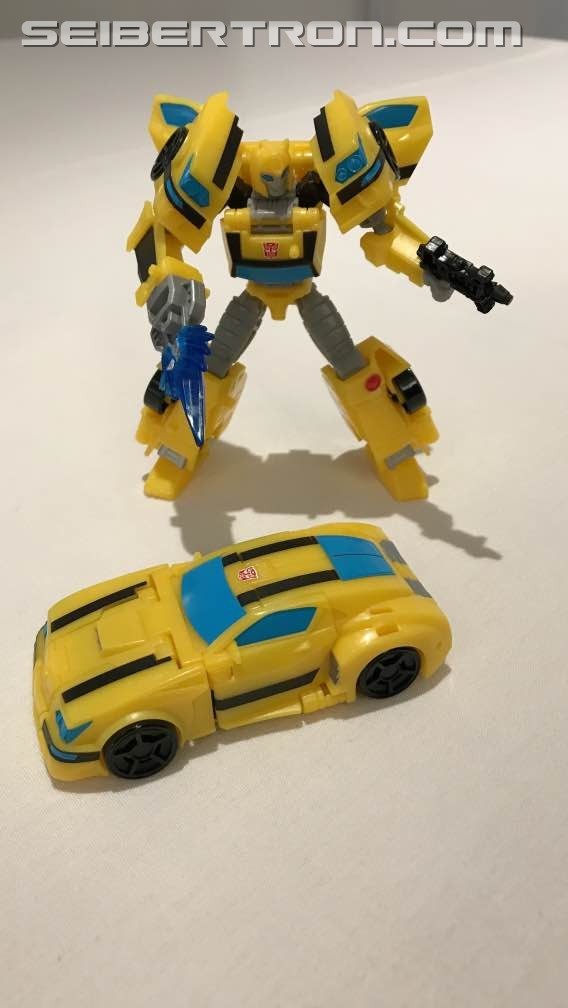 Transformers News: Build a a Figure Maccadam and More Complex Cyberverse Toys Revealed at #NYCC2019 Transformers News: Build a a Figure Maccadam and More Complex Cyberverse Toys Revealed at #NYCC2019
