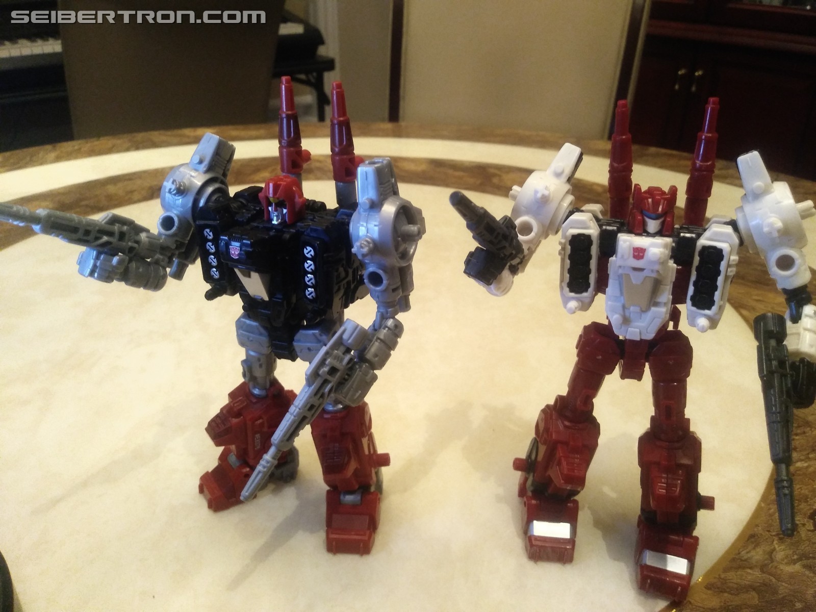 Transformers News: Pictorial Review for Generations Selects Cromar