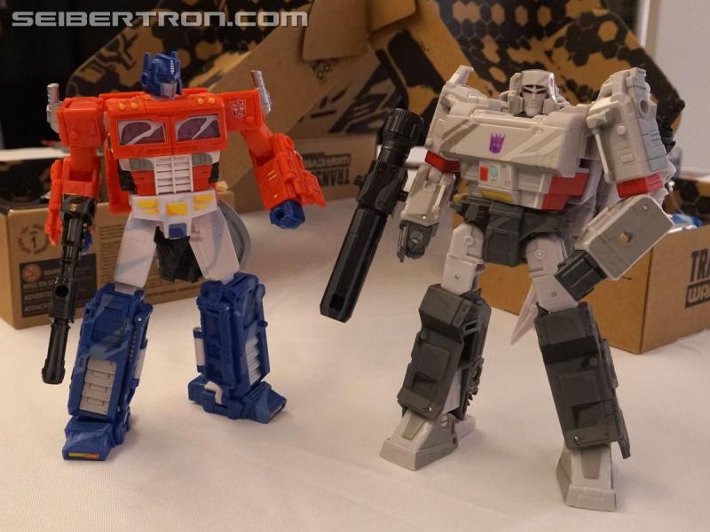 Transformers News: Transformers Generations Selects and 35th Anniversary Image Gallery and Video from #NYCC2019