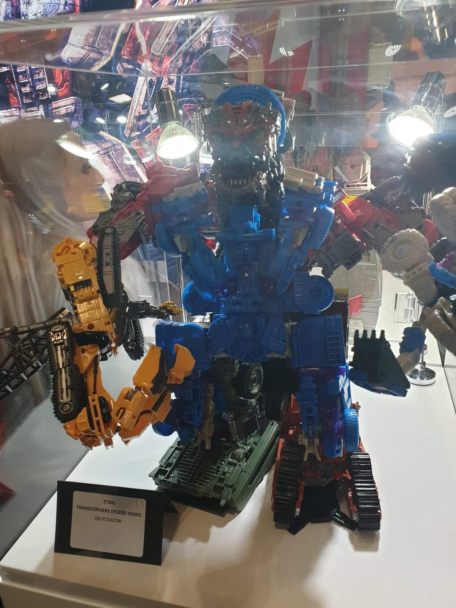 Transformers News: First Look at Studio Series Scrapper and Overload in Combined Devastator