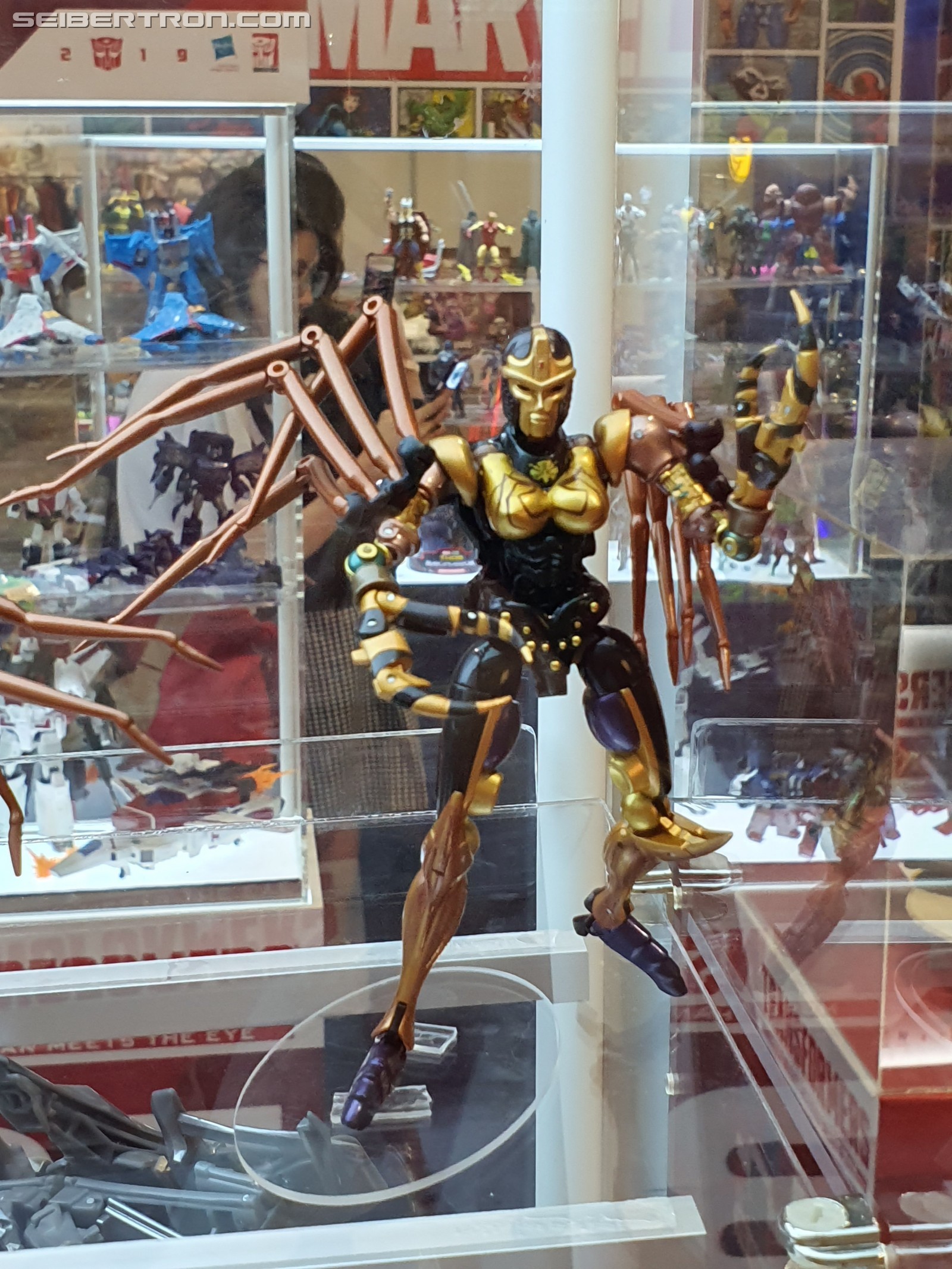 Transformers News: More Images of MP-46 Blackarachnia Showing the Spider Correctly Transformed at Multiple Angles Transformers News: More Images of MP-46 Blackarachnia Showing the Spider Correctly Transformed at Multiple Angles