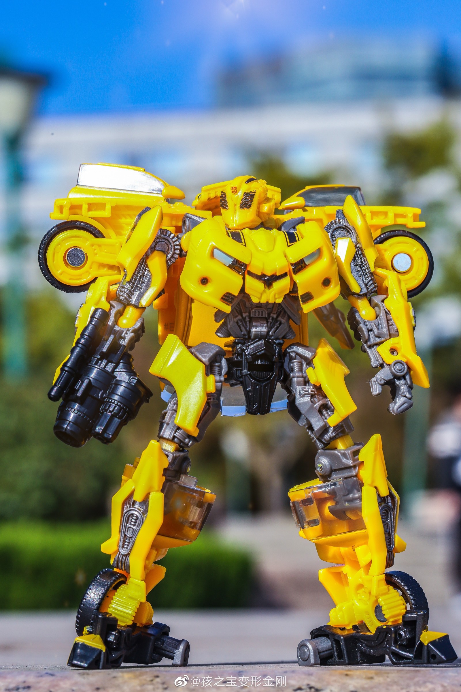 Transformers News: New Images of Upcoming Studio Series Figures Bumblebee, Soundwave, Megatron and Shockwave