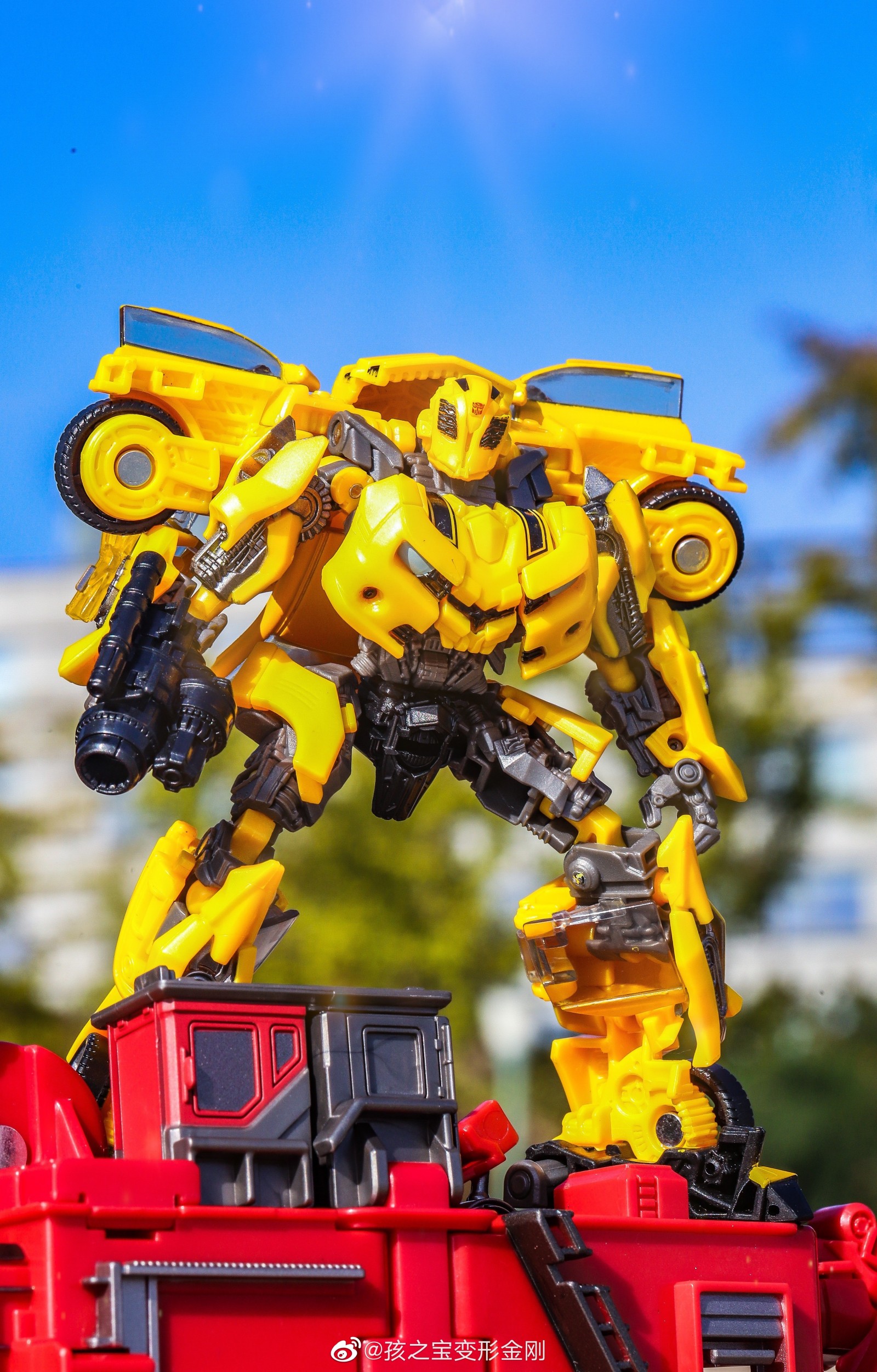 Transformers News: New Images of Upcoming Studio Series Figures Bumblebee, Soundwave, Megatron and Shockwave