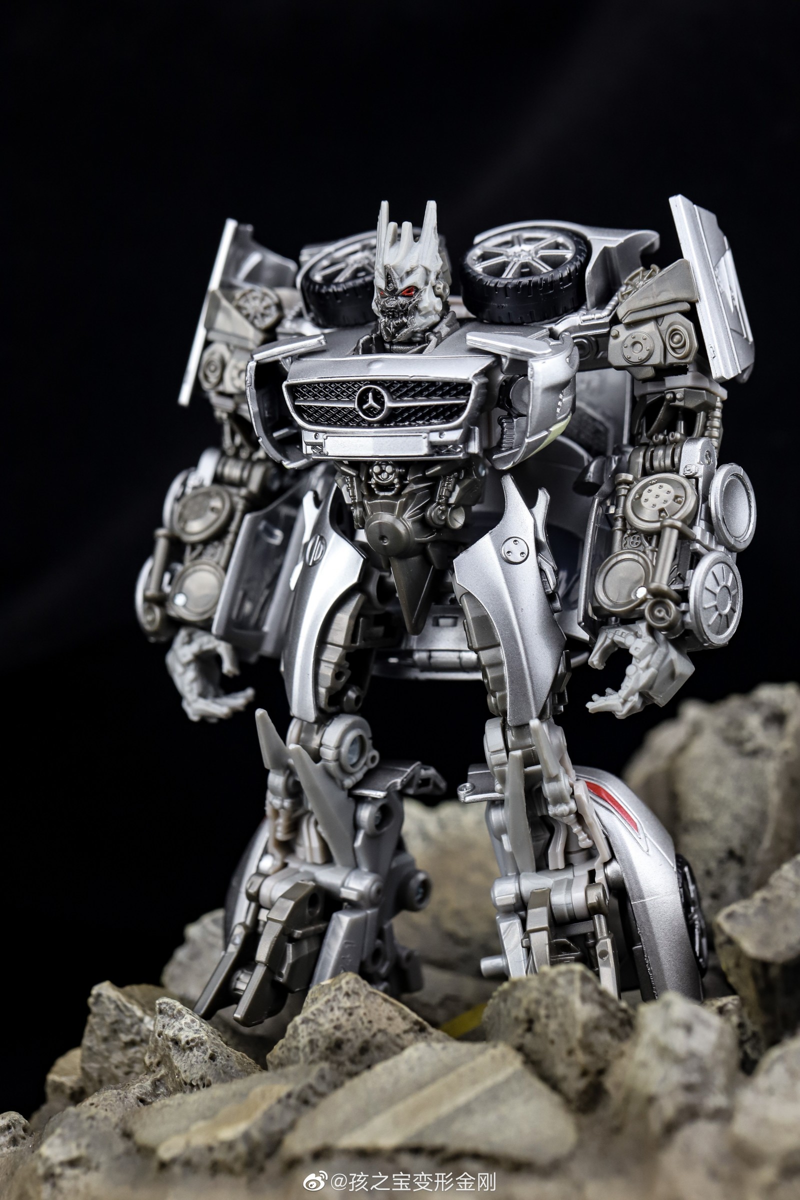 Transformers News: New Images of Upcoming Studio Series Figures Bumblebee, Soundwave, Megatron and Shockwave