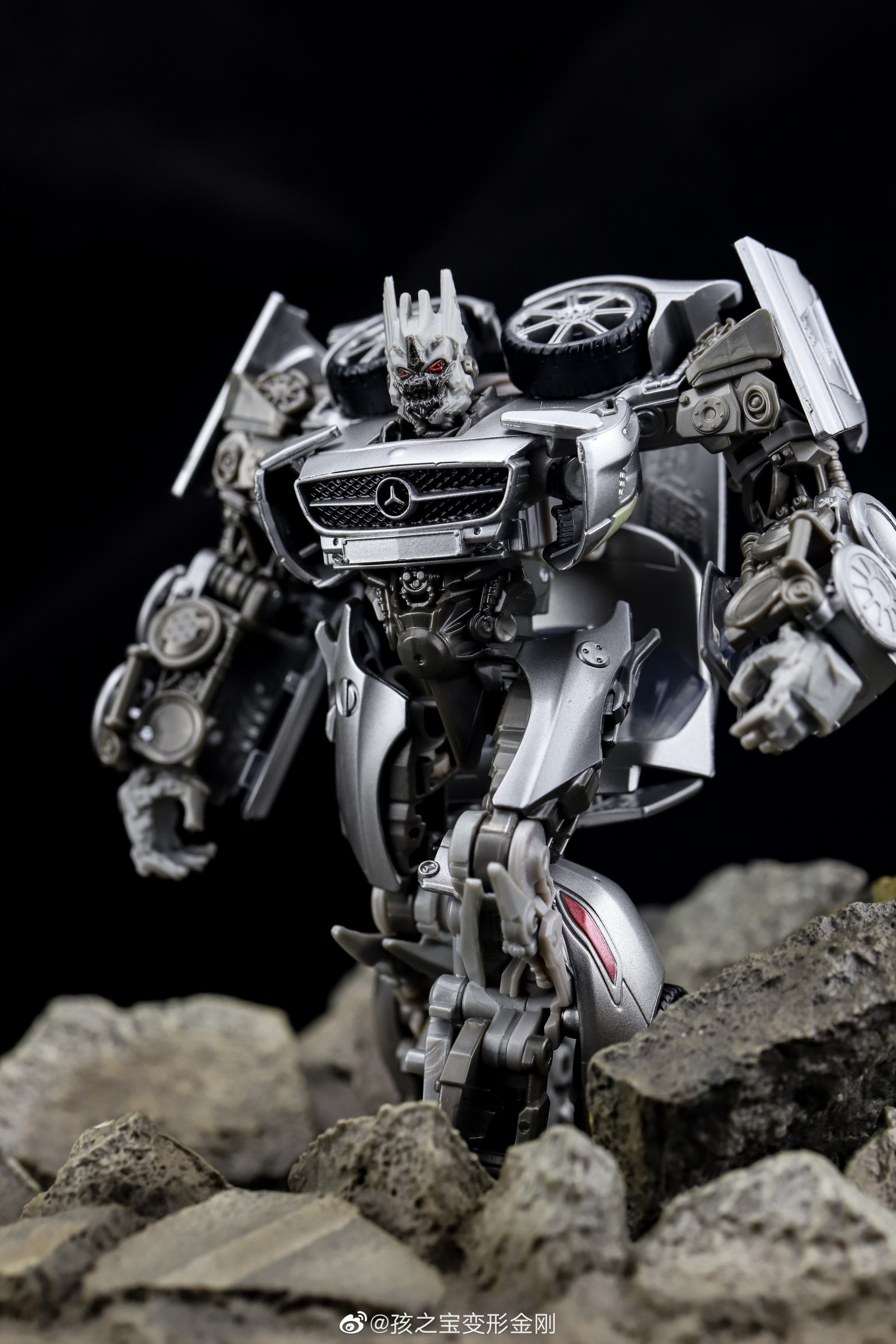 Transformers News: New Images of Upcoming Studio Series Figures Bumblebee, Soundwave, Megatron and Shockwave