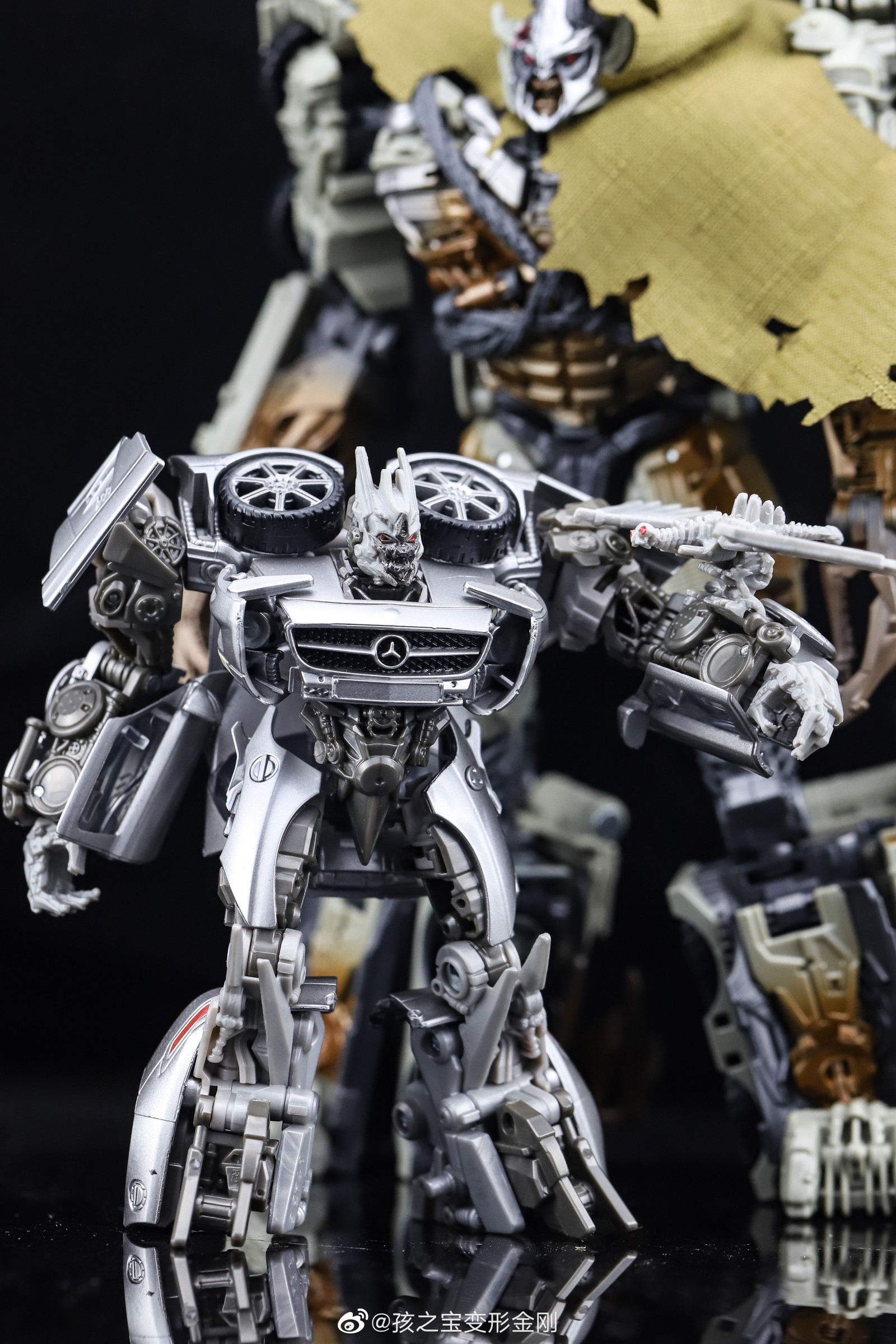 Transformers News: New Images of Upcoming Studio Series Figures Bumblebee, Soundwave, Megatron and Shockwave