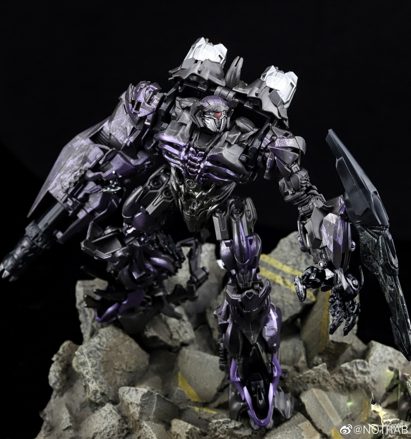 Transformers News: New Images of Upcoming Studio Series Figures Bumblebee, Soundwave, Megatron and Shockwave